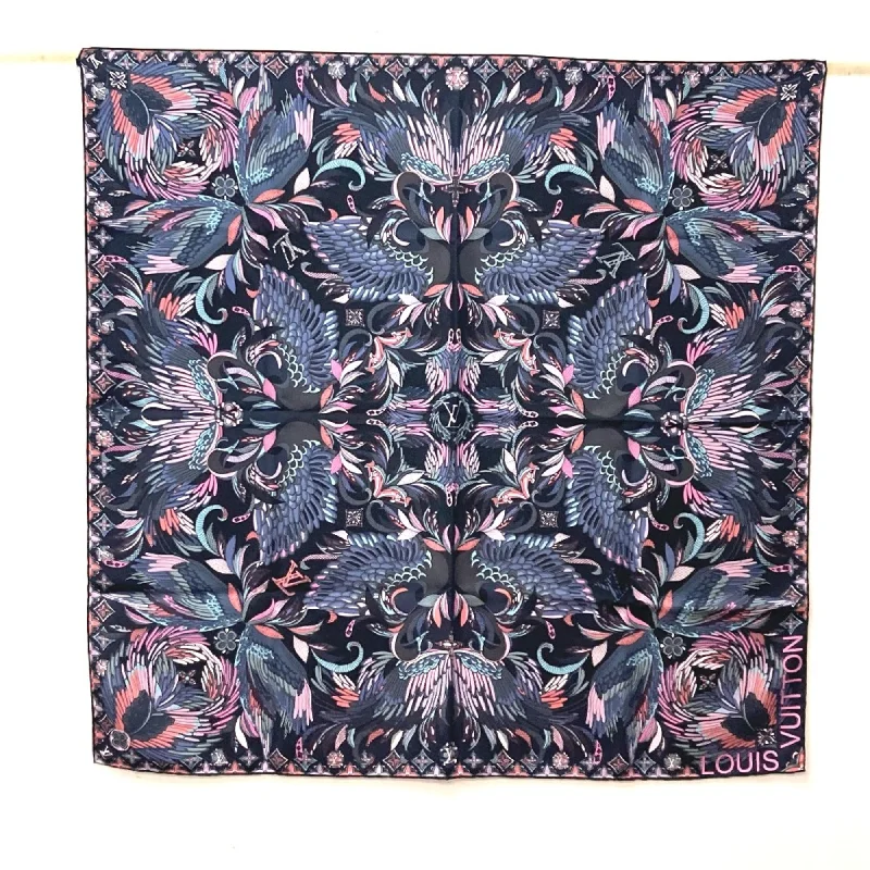 Louis Vuitton  Cloth Scarf (Pre-Owned)