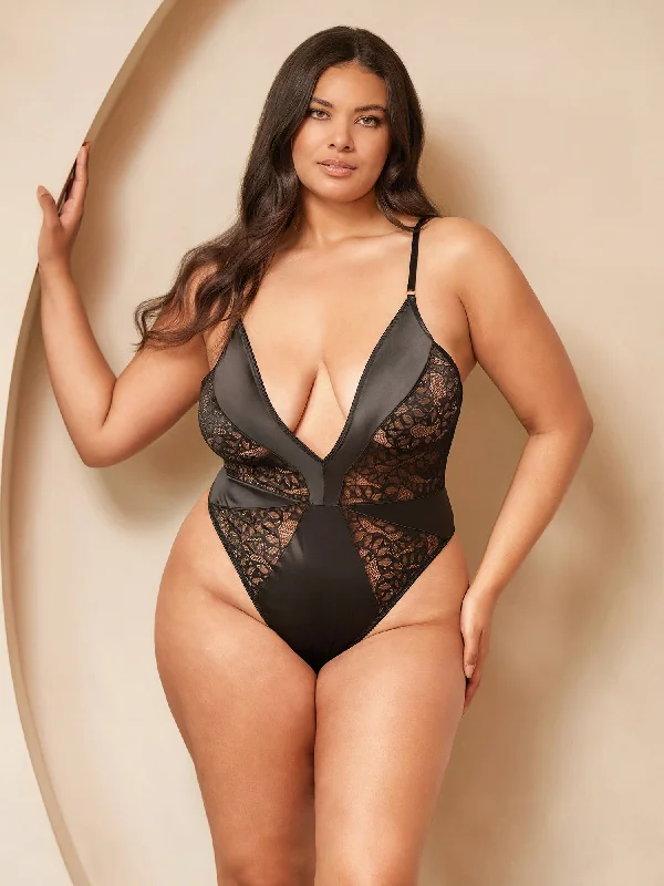 Curvy Amaya Snake Lace Teddy