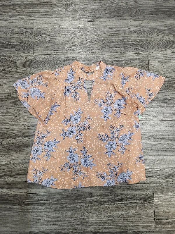 Top Short Sleeve By Sienna Sky  Size: M