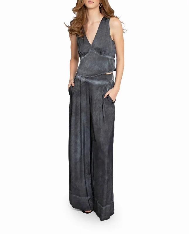 Garment Dyed Silk Wide Leg Pant In Black