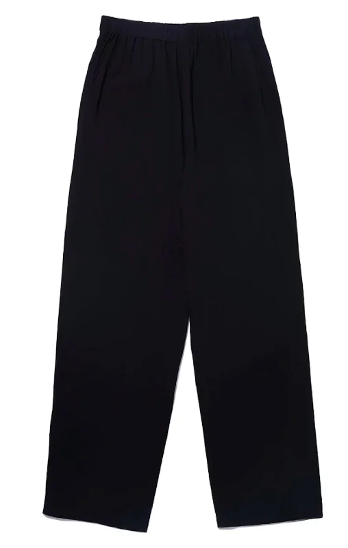 Suki Straight Leg Pants In Black